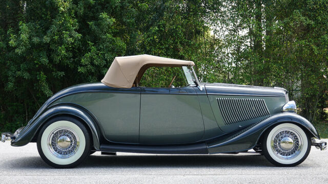 1933 Ford Roadster - photo 10