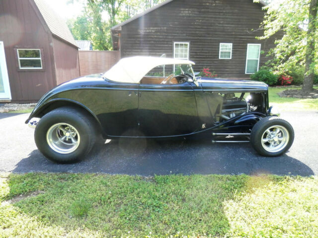 1933 FORD ROADSTER CUSTOM CLASSIC SHOW CAR STREET ROD HIGH END BUILD NO RAT ROD 1933 Ford ROADSTER SELL OR TRADE