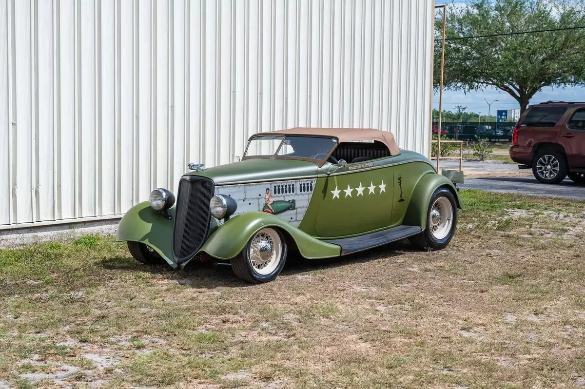 1933 Ford Roadster Custom Coupe Green 1933 Ford Roadster Custom Coupe