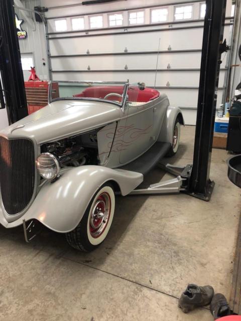 1933 Ford roadster - photo 2