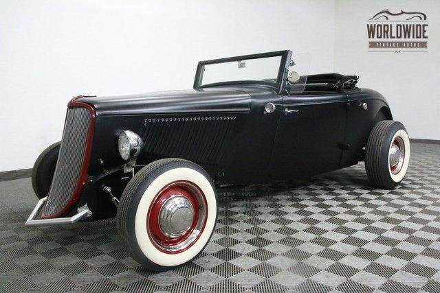 1933 FORD ROADSTER DELUXE ALL FORD STEEL! FLATHEAD V8. RUMBLE SEAT! 1933 Ford ROADSTER DELUXE ALL FORD STEEL! FLATHEAD V8. RUMBLE SEAT!