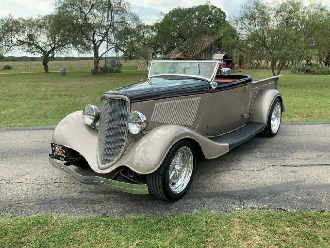 1933 Ford Roadster Fiberglass 350 4 speed 1644 Miles Pickup Truck 1933 Ford Other Fiberglass 350 4 speed