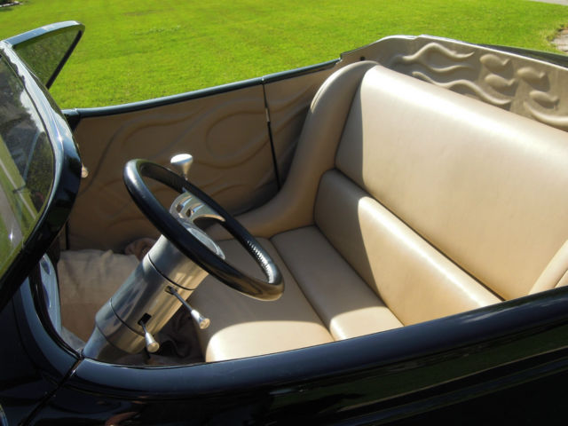 1933 Ford Ford Roadster Leather - photo 10