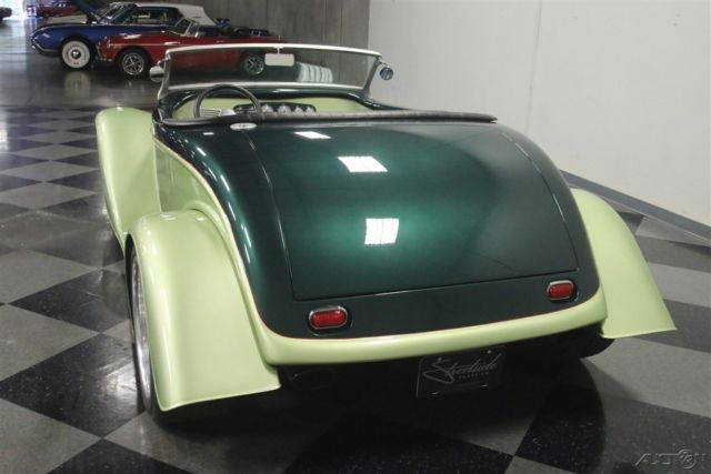 1933 Ford Roadster Replica - photo 10