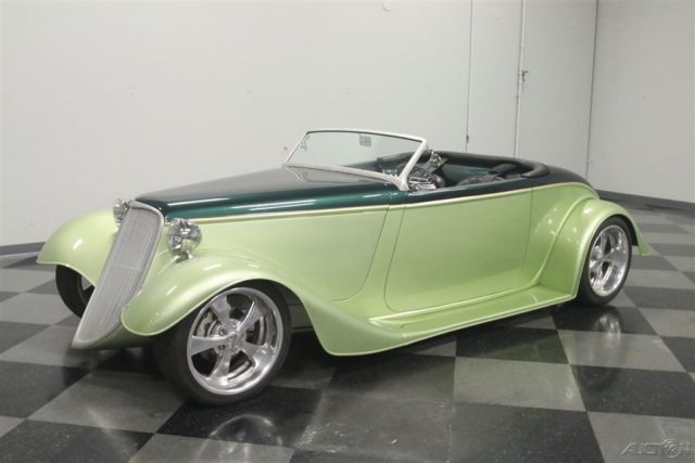 1933 Ford Roadster Replica - photo 6