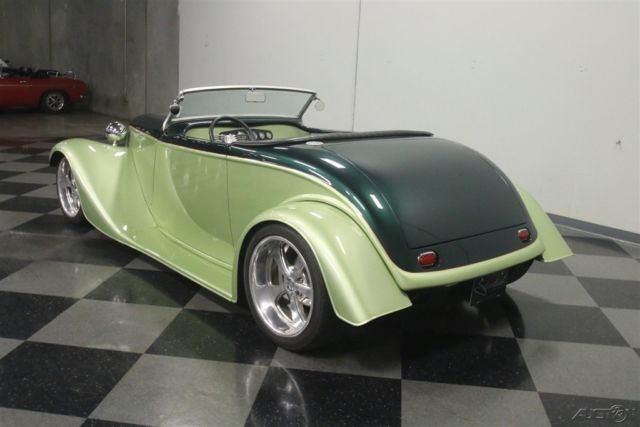 1933 Ford Roadster Replica - photo 9