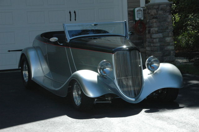 1933 Ford B Roadster - photo 2