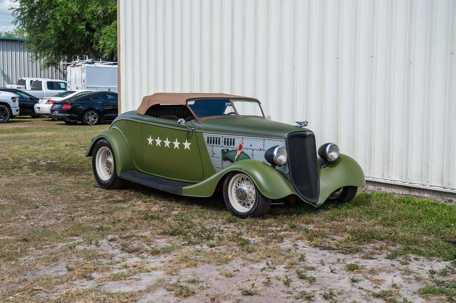 1933 Ford Roadster WWII Tribute, Downs Body & Chassis, Steel Fenders - photo 9
