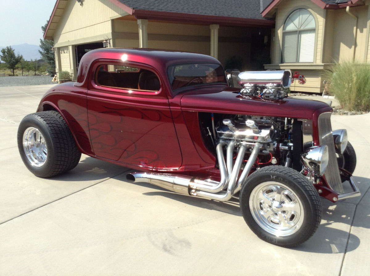 1933 Ford Coupe - photo 2
