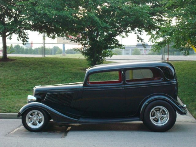 1933 ford tudor sedan 1933 Other Makes Red Leather