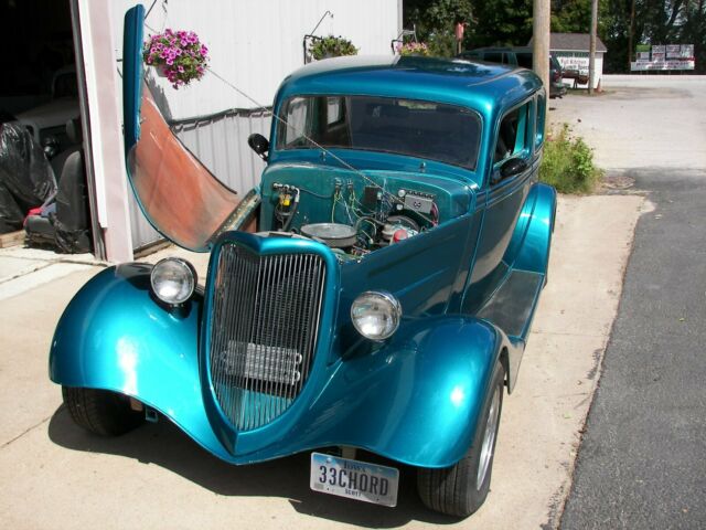 1933 Ford Vicky Sedan - photo 7