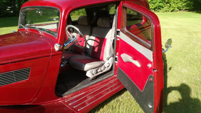 1933 Ford Vicky - photo 12