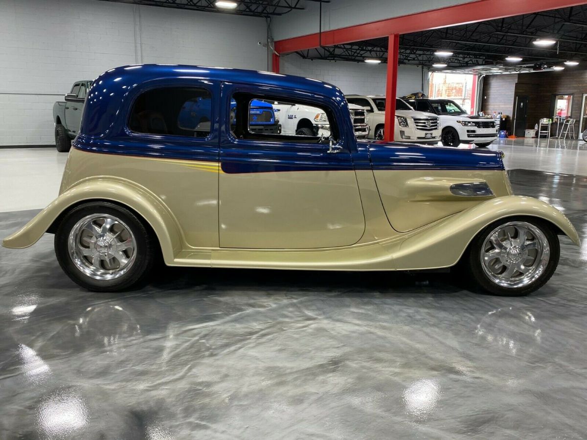 1933 Ford Victoria - photo 8
