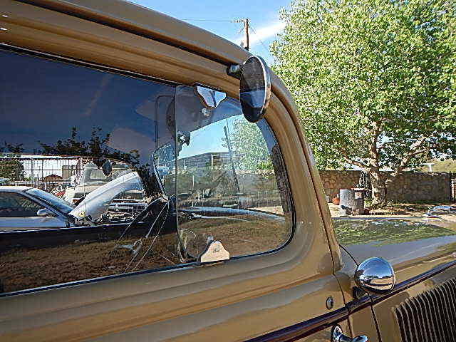1933 Ford Deluxe Victoria Deluxe - photo 11