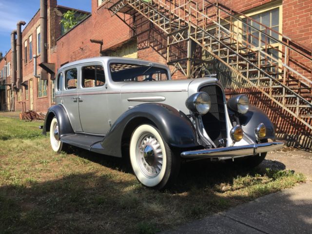 1933 Oldsmobile F33 4 door sedan - photo 7