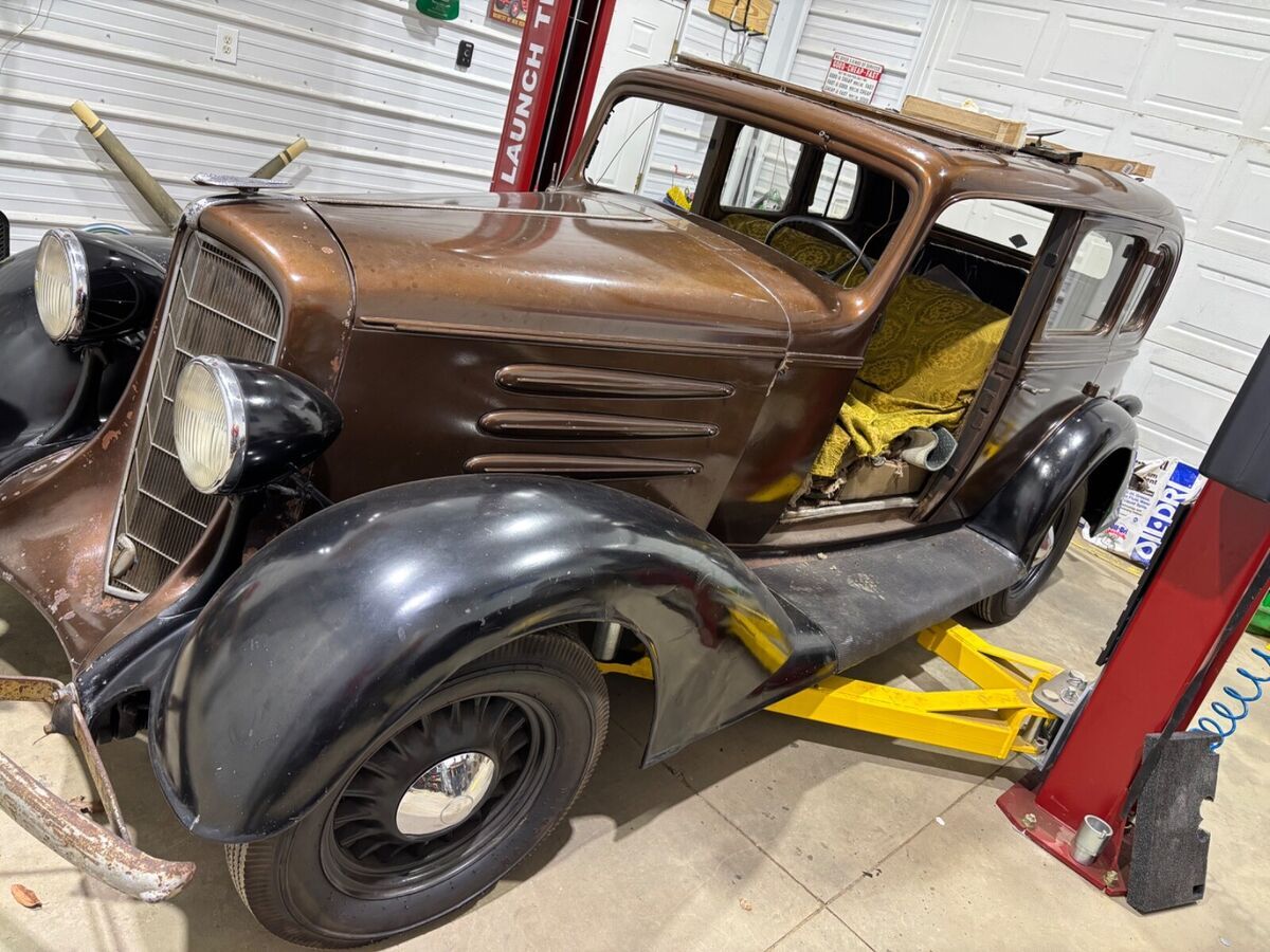 1933 Oldsmobile F33 - photo 11