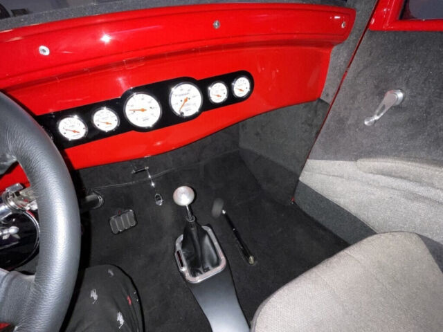 1933 Plymouth 5-Window Coupe - photo 5