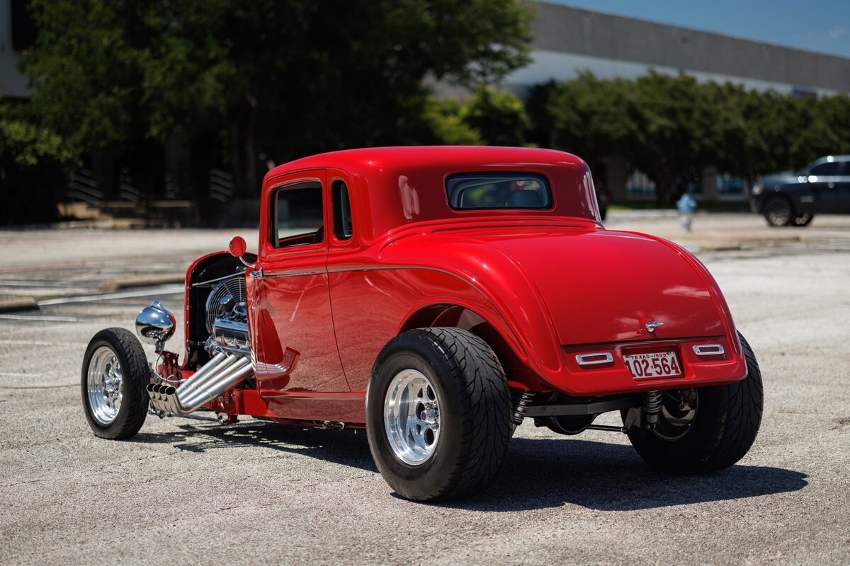 1933 Plymouth Custom HEMI Coupe - photo 8