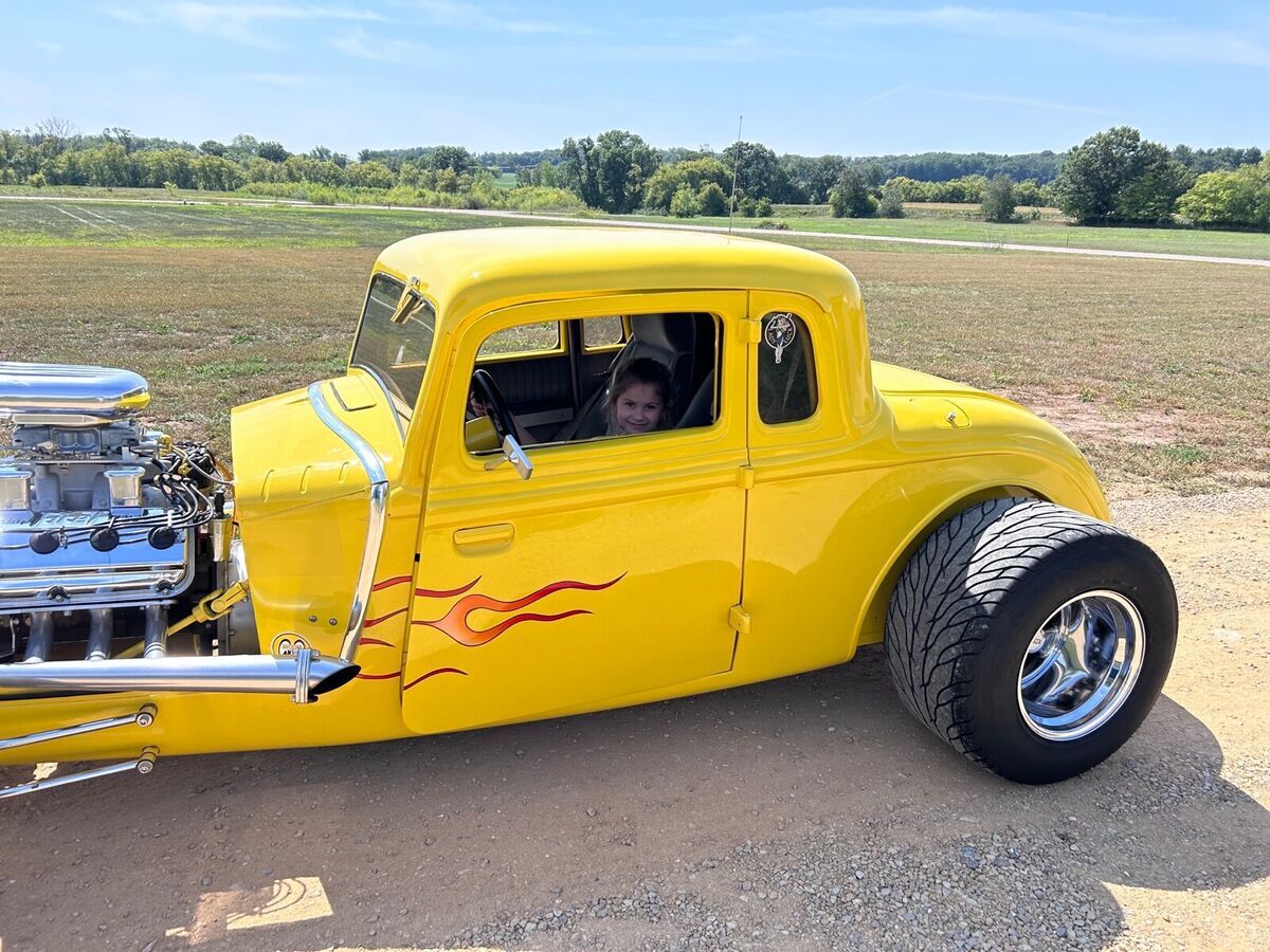 1933 Plymouth Model PC 5 window - photo 12