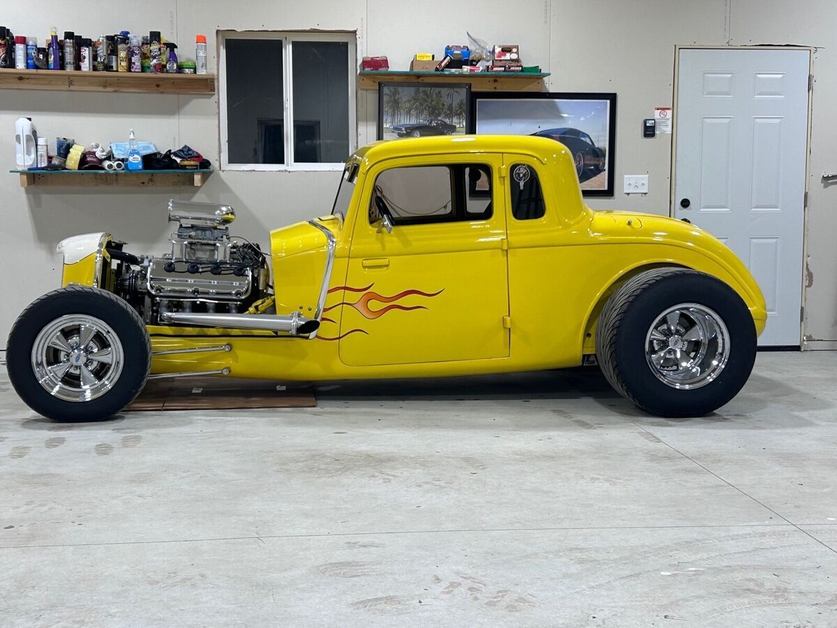 1933 Plymouth Model PC 5 window - photo 4