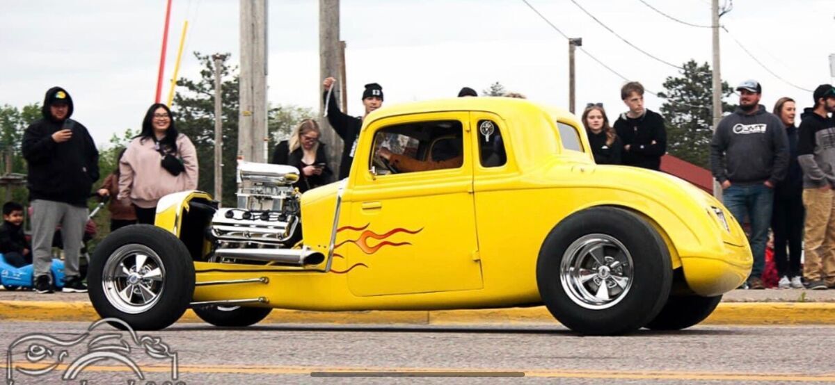 1933 Plymouth Model PC 5 window - photo 7