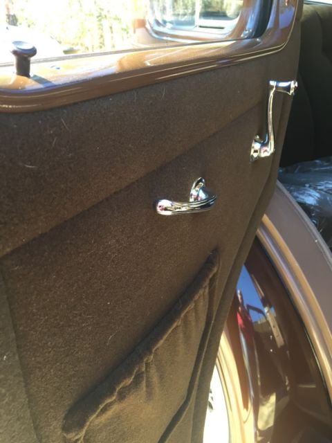 1933 Pontiac 4-Door Sedan - photo 7