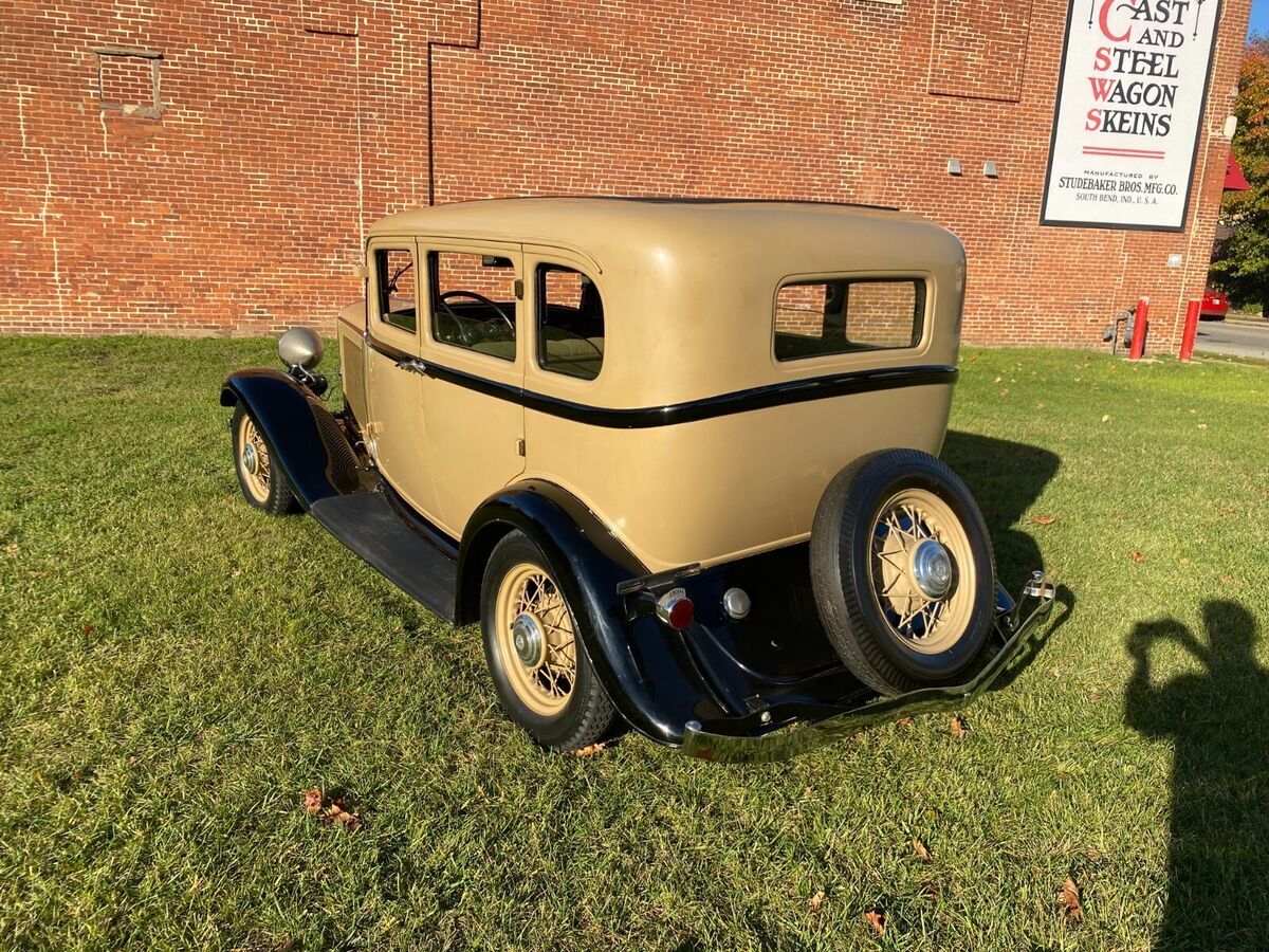 1933 Studebaker Rockne Model 10 - photo 2