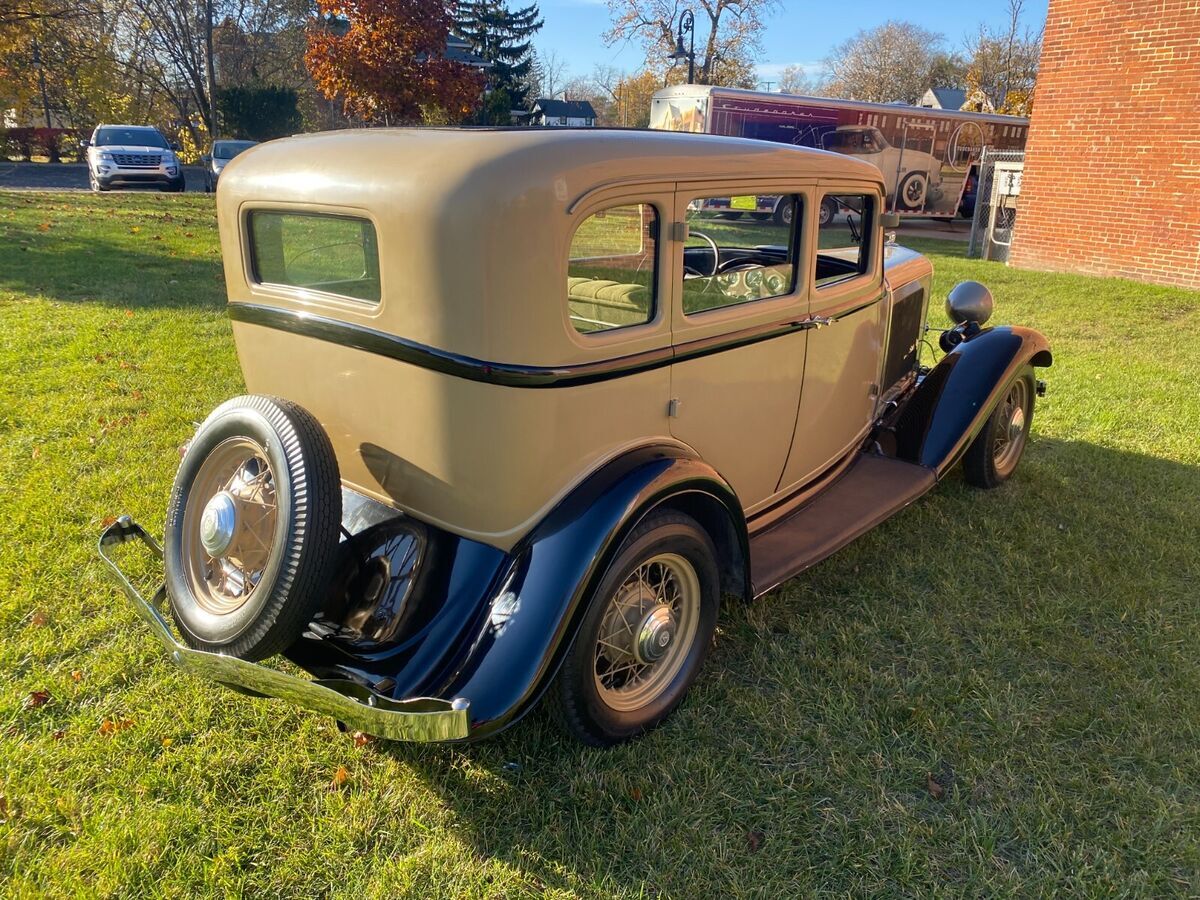 1933 Studebaker Rockne Model 10 - photo 3