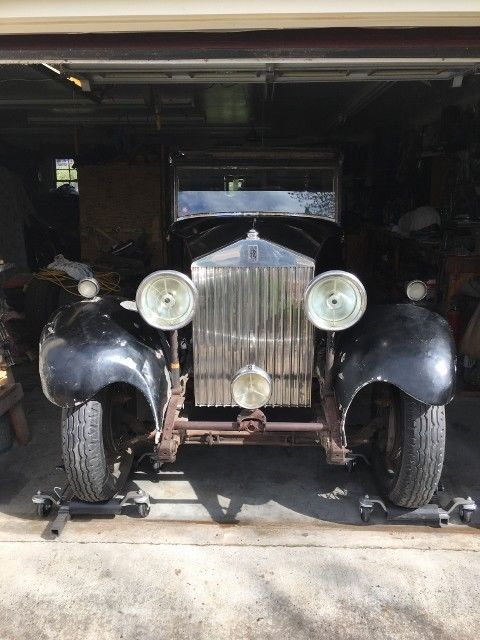 1933 Rolls-Royce 20/25hp 4-door Saloon by Park Ward 1933 Rolls-Royce 20/25 hp by Park Ward with rare suicide doors
