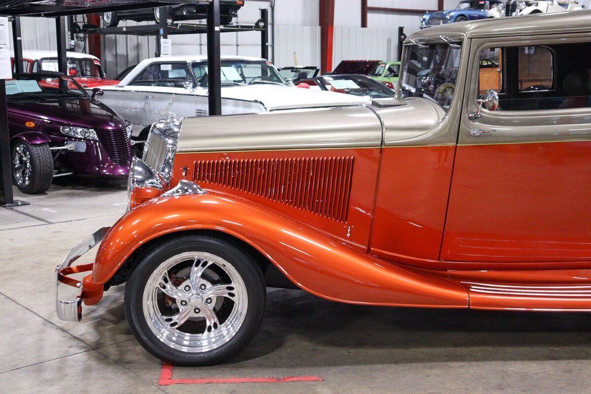 1933 Studebaker Coupe - photo 2