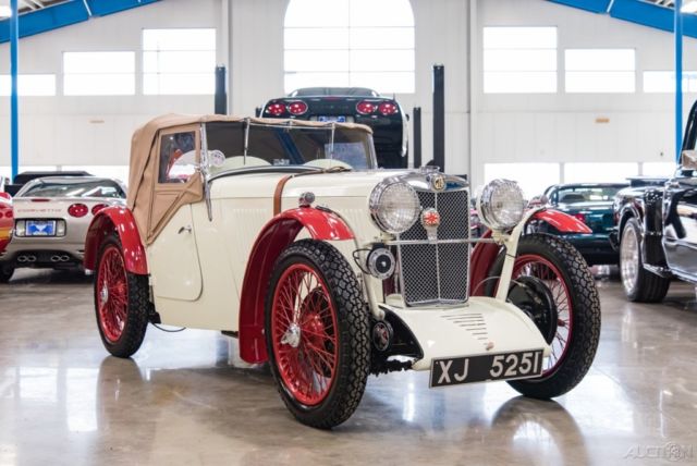 1933 MG Roadster - photo 2