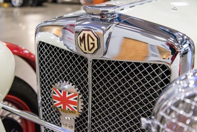 1933 MG Roadster - photo 7