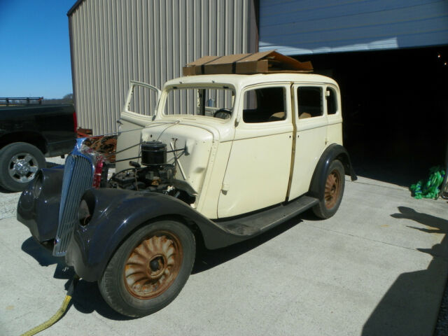 1933 Willys Model 77 4 door Sedan 1933 Willys Model 77