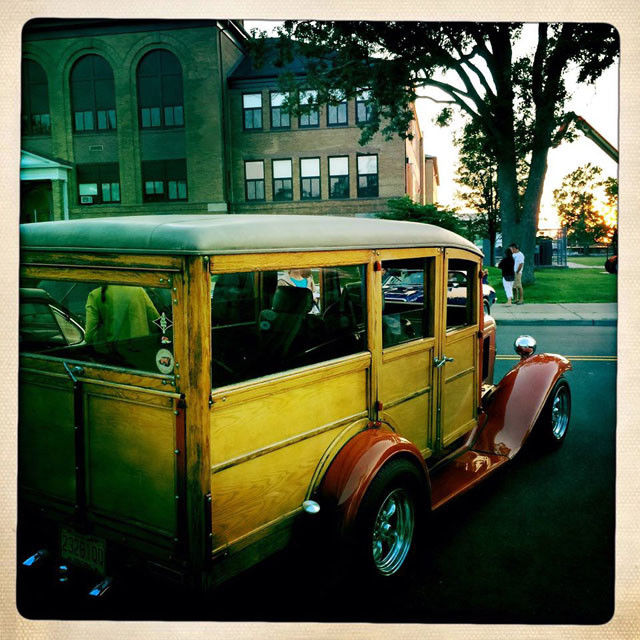 1933 Chevrolet Woody wagon cloth wood - photo 2