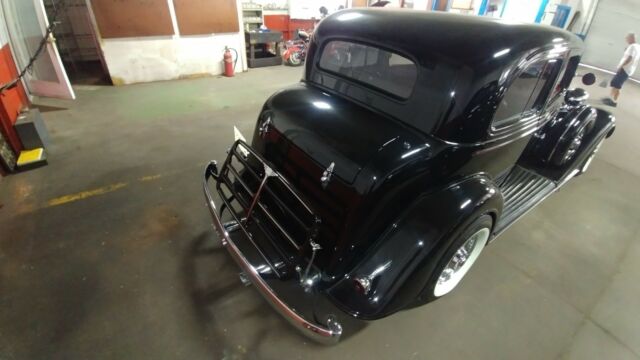 1934 Buick VICTORIA SEDAN 2 DOOR VICTORIA 6 WHEELER SLOPE BACK - photo 6