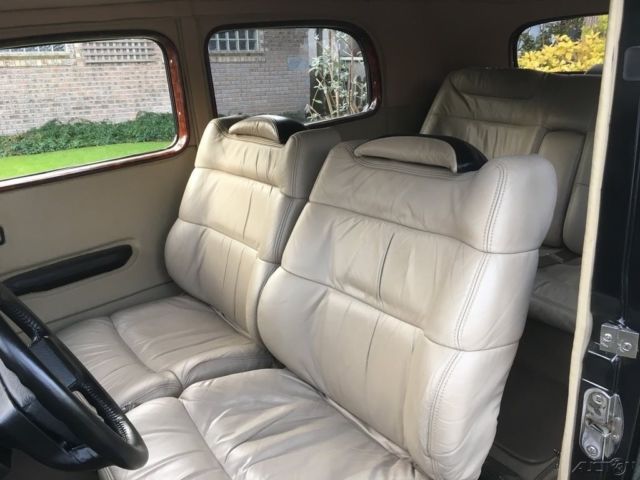 1934 Cadillac 355 D Town Sedan - photo 6