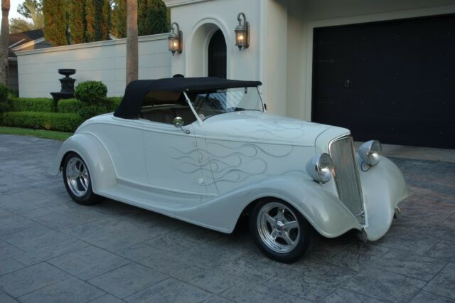 1934 Chevrolet, 383 Stroker, automatic, Vintage AC, rack/pinion, custom exhaust 1934 Chevrolet 2 door/convertible