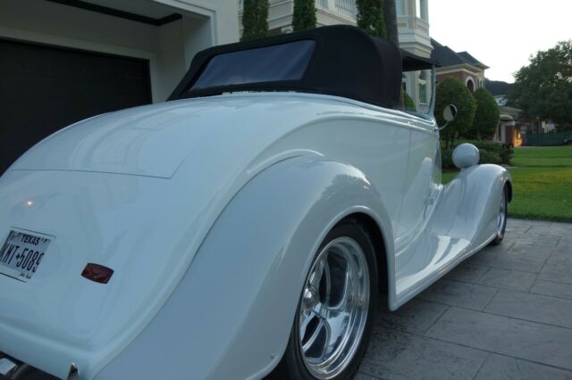 1934 Chevrolet 2 door/convertible - photo 12