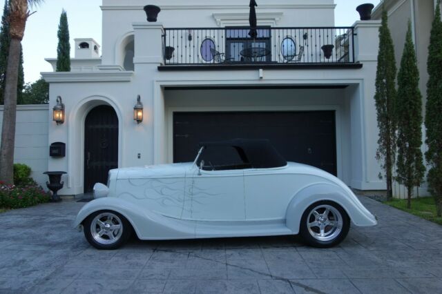 1934 Chevrolet 2 door/convertible - photo 3