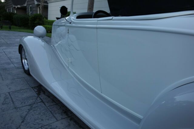 1934 Chevrolet 2 door/convertible - photo 5