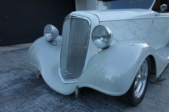 1934 Chevrolet 2 door/convertible - photo 7