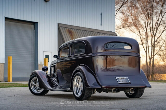 1934 Chevrolet Outlaw Street Rod Sedan - photo 10