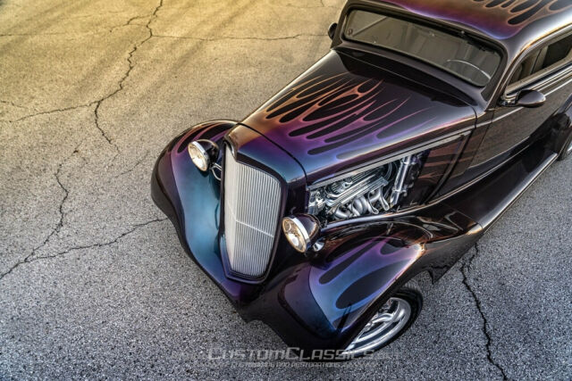 1934 Chevrolet Outlaw Street Rod Sedan - photo 2