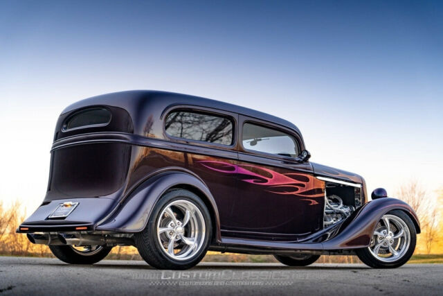 1934 Chevrolet Outlaw Street Rod Sedan - photo 8