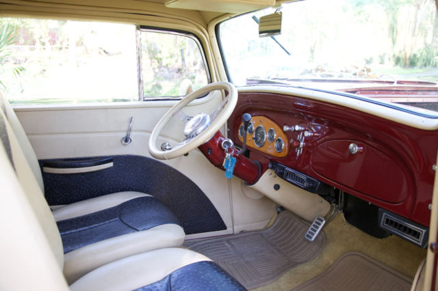 1934 Chevrolet Sedan Deluxe Not 1934 Ford - Custom Interior - photo 12