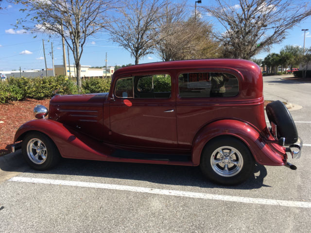 1934 Chevrolet Sedan Deluxe - Custom Interior - Custom Build 1934 Chevrolet Sedan Deluxe