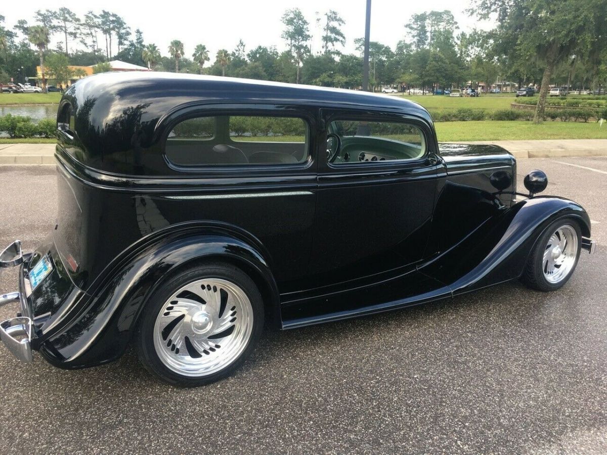 1934 Chevrolet Sedan Outlaw Body Hot Rod Street Rod 1934 Chevrolet sedan