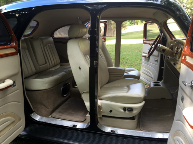 1934 Chrysler Airflow - photo 3
