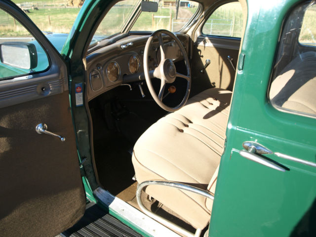 1934 DeSoto Airflow Sedan - photo 9