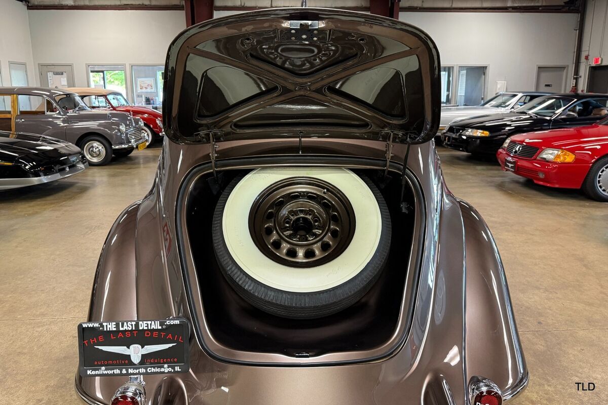 1934 DeSoto Series SE Airflow - photo 5